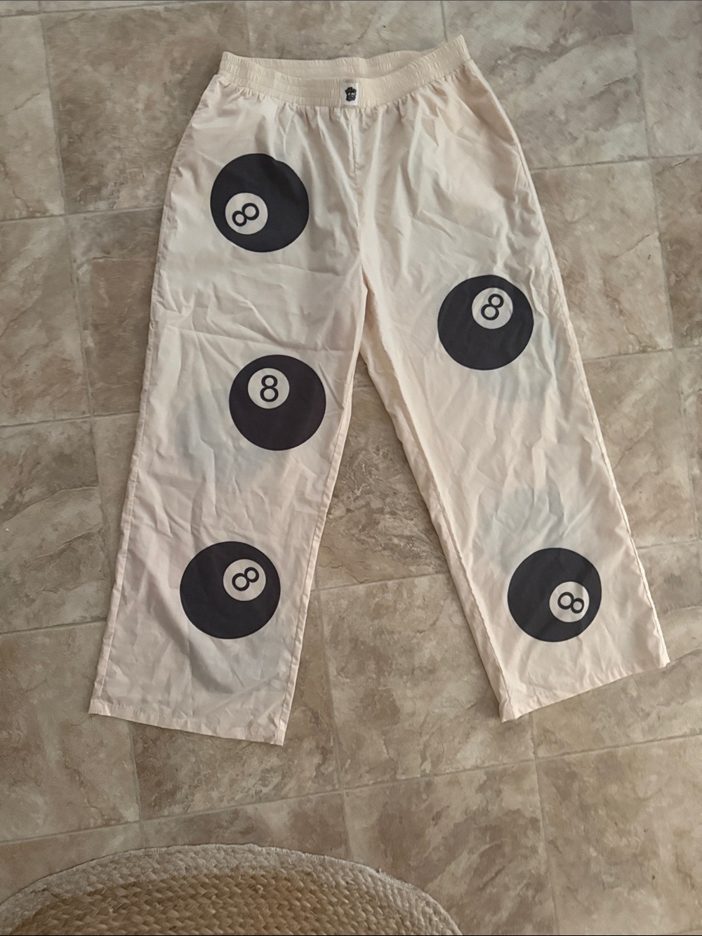 Cream 8-Ball Print boxer Pants